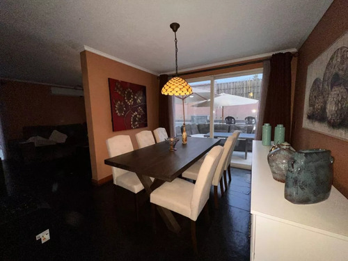Exclusiva Casa 4d+4b Con Piscina Temperada En Quilín Norte