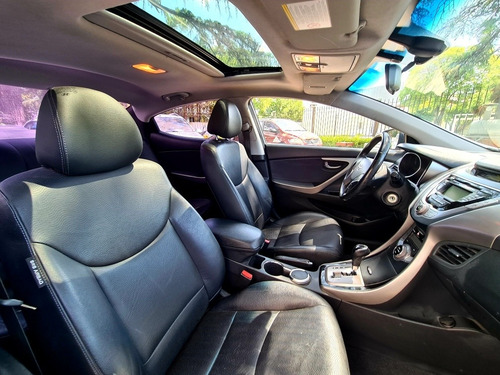 Hyundai Elantra 1.8 Gls At. 2013 68.000km Tomo Usado Fcio.