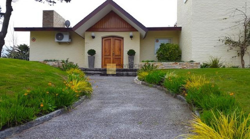 Imagen 3 de 30 de Venta De Casa De 5 Dormitorios En La Mansa