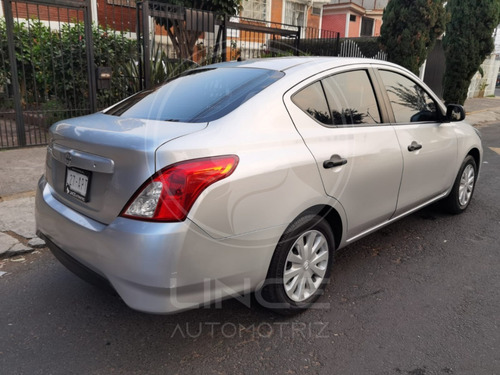 Nissan Versa 1.6 Drive At 2017