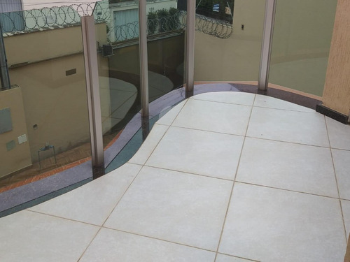 Imagem 9 de 18 de Casa À Venda, 3 Quartos, 1 Suíte, 3 Vagas, Europa - Contagem/mg - 27502