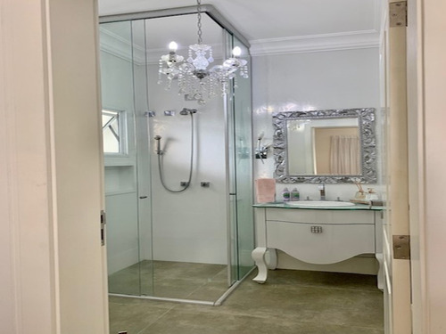 Imagem 30 de 30 de Belissima Casa Em Estilo Neoclassico Com Fino Acabamento! - 1784l