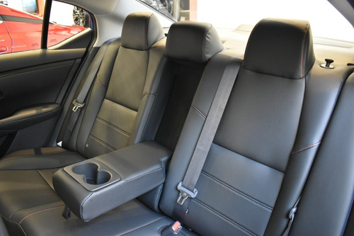 Imagen 21 de 25 de Nissan Sentra Sr Automático Cvt 2.0 Cesar