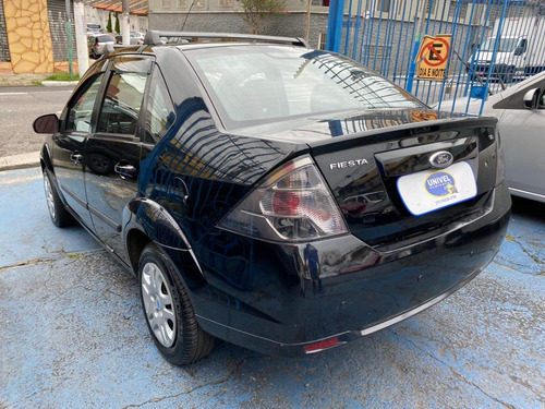 Ford Fiesta Sedan 1.6 8v!!! Completo!!!