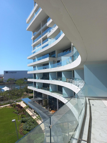 Departamento En Cabo Norte, 3 Recamaras, En 170m2, Balcon Con Vista Al Lago