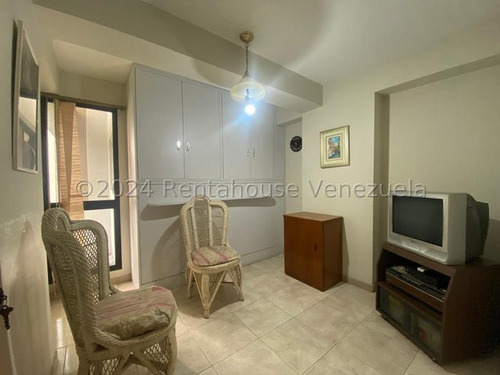 Mg Apartamento En Venta - Los Rosales / Mls #24-27767