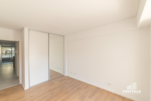 Imagen 8 de 19 de Departamento 1 Dormitorio En Venta, Balcón Frente, Patio Exclusivo - Rosario