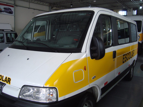 Peugeot Boxer Minibus Escolar 20 Lugares