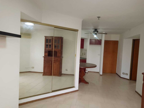 Venta Departamento En Sucre 300 Con Balcón En Morón
