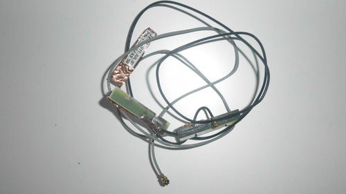 Imagen 1 de 10 de Cable De Wi-fi / Antena Para Laptop C A Ñ A I M Usada