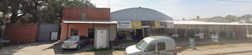 Venta 2 Naves Industriales 7 Locales Y 2 Casas Lote 7472m2 - Villa Allende