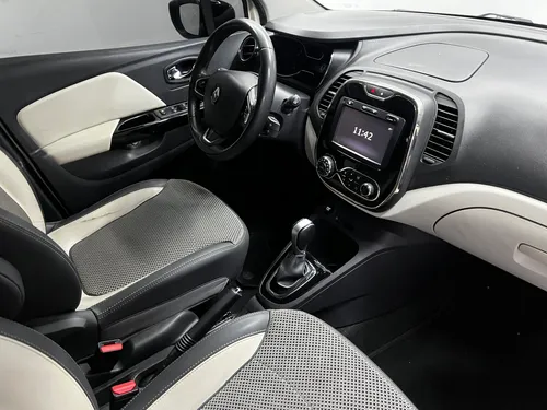 Renault Captur 2.0 Intens Automática