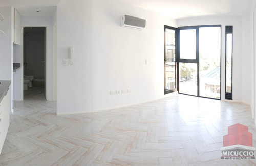 Imagen 9 de 18 de Departamento En Venta, Tapia De Cruz 1382 3° 306, Belén De Escobar