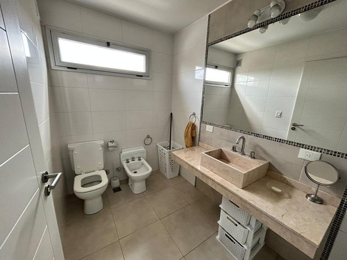 Venta Departamento 3 Ambientes Con Cochera Y Terraza