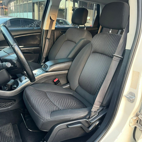 Imagen 13 de 19 de Dodge Journey 2.4 Se 170cv Atx