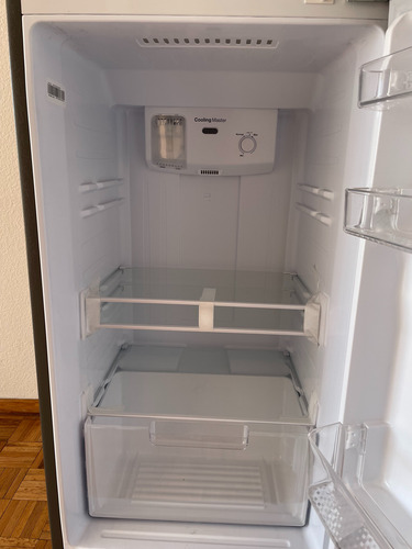 Refrigerador Winia 11 P3 - Solo Retiro En Persona Plateado (Usado)
