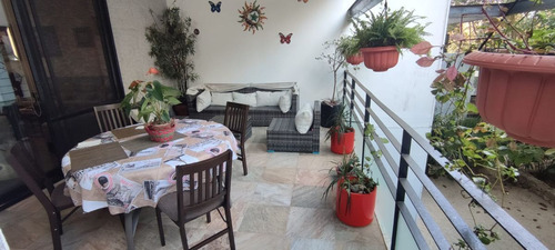 En Venta Departamento Con Piscina En Muranta, Temozón Norte.