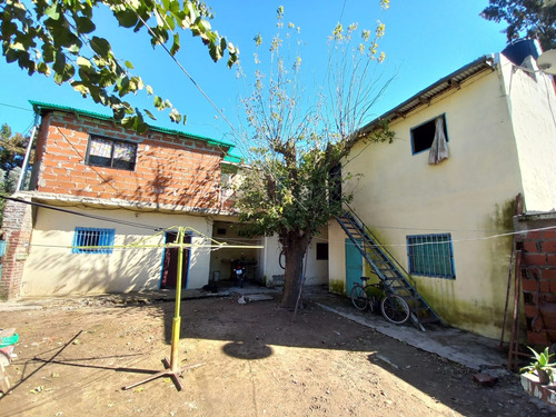 Venta Casa Mas 6 Departamentos 2 Ambientes