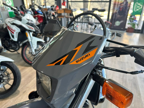 Suzuki Dr 650