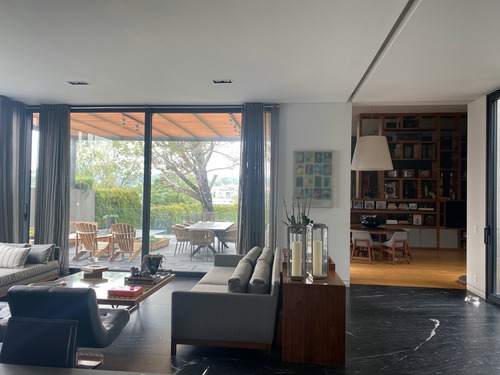 Imagen 1 de 30 de Increible Casa Decorada De Revista Recientemente Estrenada.