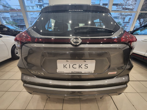 Imagen 4 de 25 de Nissan Kicks Exclusive Cvt Cesar