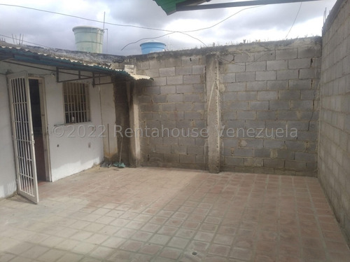 Imagen 26 de 30 de Casas En Venta La Puerta Cabudare Mls #22-18790 Rg 0424-6724337