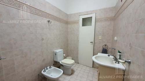 Imagen 21 de 30 de Casa 7 Ambientes Venta Merlo Oportunidad