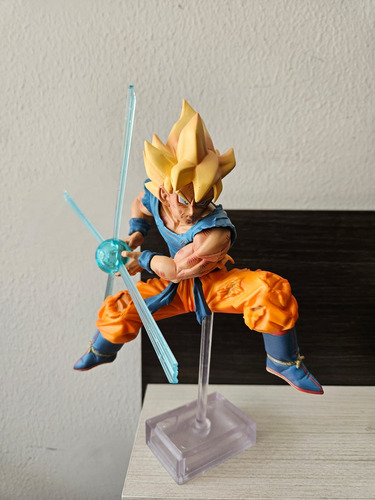 Figura Goku Bola Poder Kame Hame Ha - Dragon Ball Z