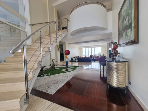 Imagen 2 de 30 de Casa Quinta En Venta 440m2 De Construcción Los Samanes Baruta Caracas
