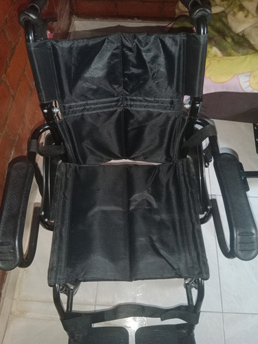 Silla De Ruedas De Transporte 