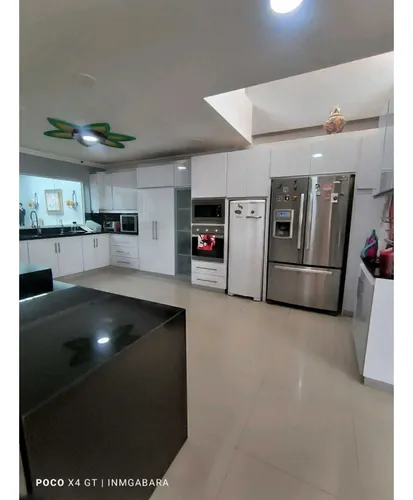 Venta De Casa En El Paraíso