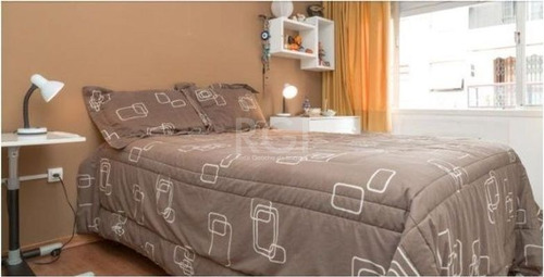 Imagem 2 de 6 de Apartamento Menino Deus Porto Alegre - 7433