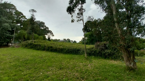 Bajo Su Valor - Lote En Venta En Sierra De Los Padres. Zona Capilla. Muy Soleado
