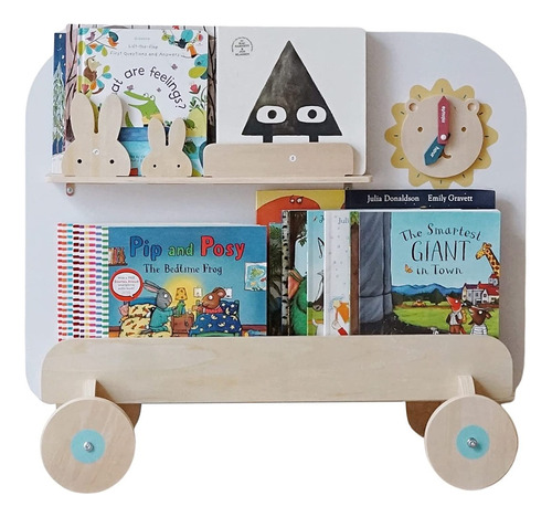 Biblioteca Libros Niños / Pizarrón Madera