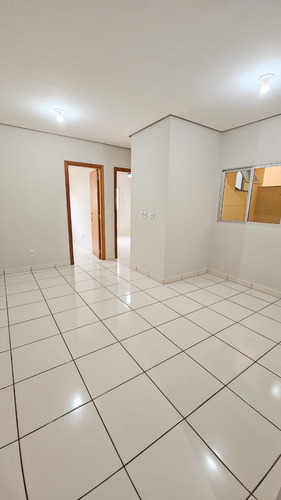 Apartamento No Bairro Cidade Nova Santana Do Paraíso - Wr