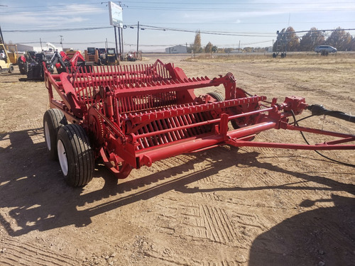 Imagen 10 de 15 de Implemento Para Tractor Agricola Levantadora De Piedra