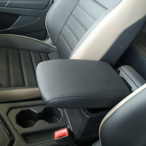 Imagen 16 de 25 de Volkswagen Taos 2023 1.4 250 Tsi Hero