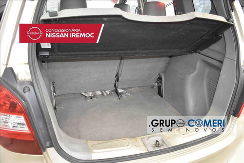 Imagem 13 de 13 de Livina 1.8 Sl 16v Flex 4p Automático