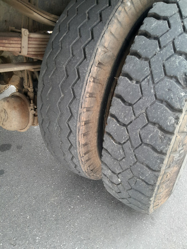 Caminhão F12000 C/ Polinguindaste + 15 Caçambas