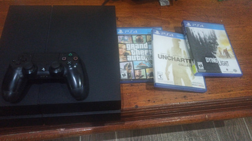 Play 4 De 500gb Con 4 Juegos Originales (Usado)