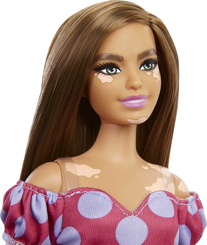 Imagem 5 de 8 de Barbie Fashionistas Doll 171 Curvy Latina Vitiligo 2021