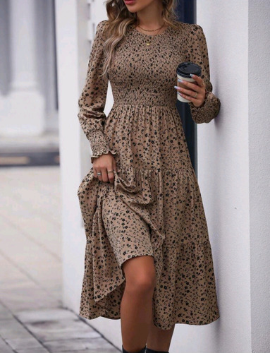 Vestido Floreado Con Fruncido