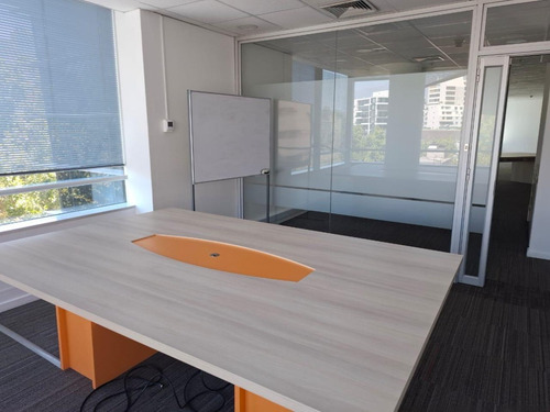 Oficina 182m2 Bien Ubicada En Ricardo Lyon Con Providencia