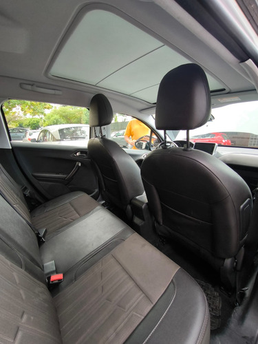 Peugeot 2008 1.6 Feline
