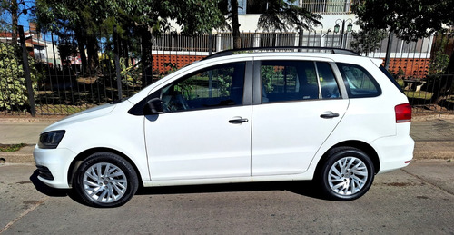 Volkswagen Suran 1.6 Comfortline 101cv