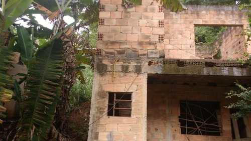Lote Com Construção Faltando Acabamento No Icaivera. - 1625
