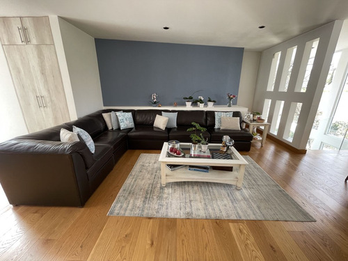 Casa En Venta En Privada Cerca De La Entrada Con Excelente Vista Al Bosque