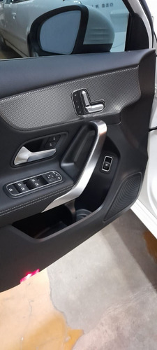Imagen 13 de 14 de Mercedes Benz A200