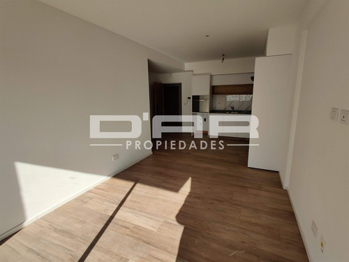 Alquiler Semipiso De 3 Ambientes De Categoría! Av. Álvarez Jonte 5300