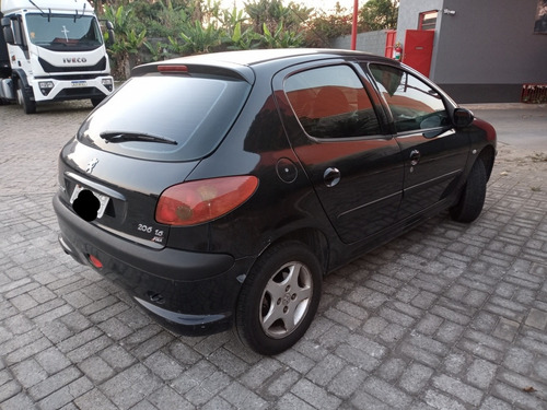 Imagem 6 de 9 de Peugeot 206 2005 1.6 16v Presence Flex 5p